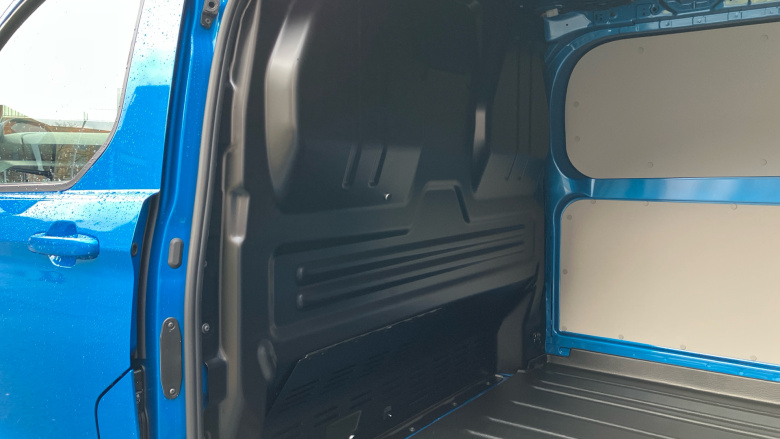 Ford Transit Custom 280 L1 Diesel Fwd 2.0 EcoBlue 136ps H1 Van Limited